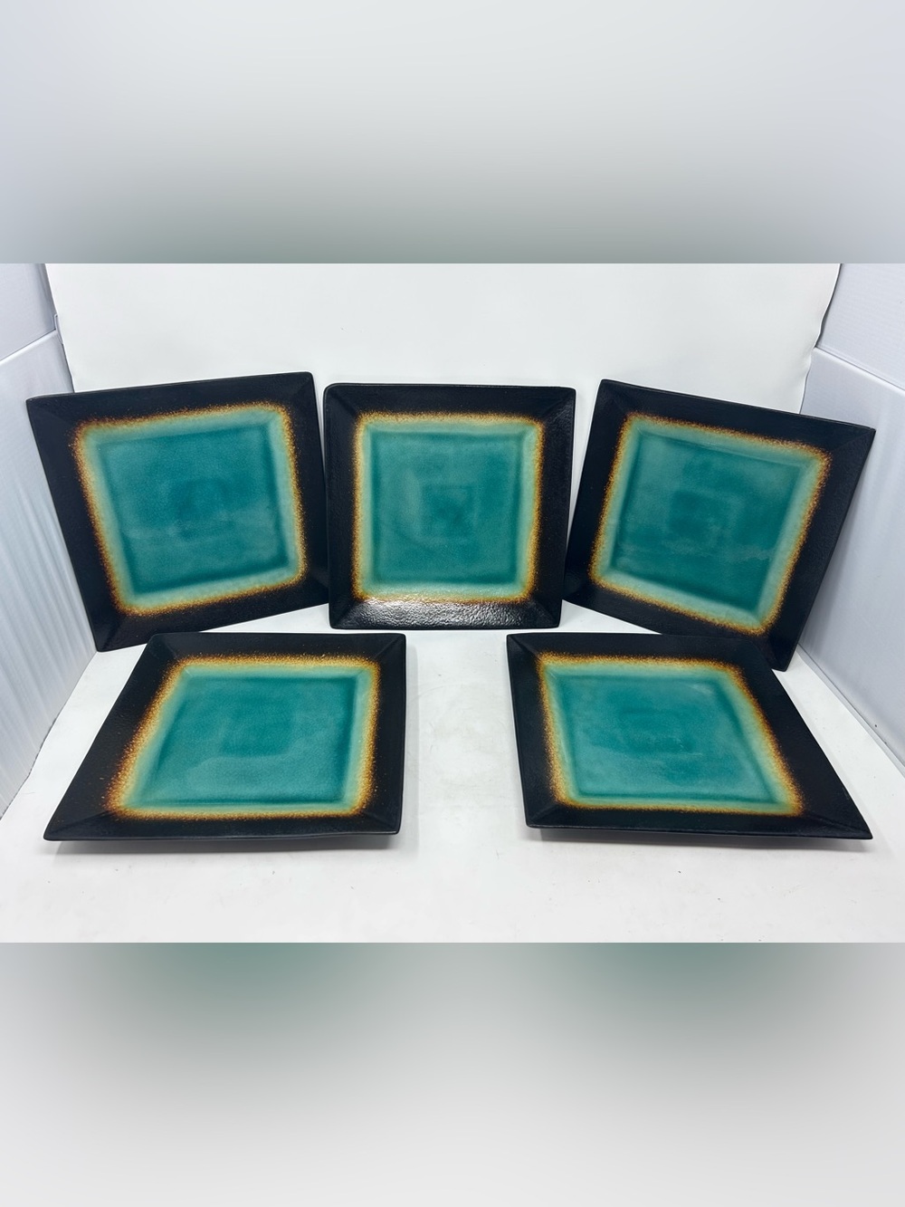 Jade by BETTER HOMES AND GARDENS 10.25 plates x 5 in great condition square